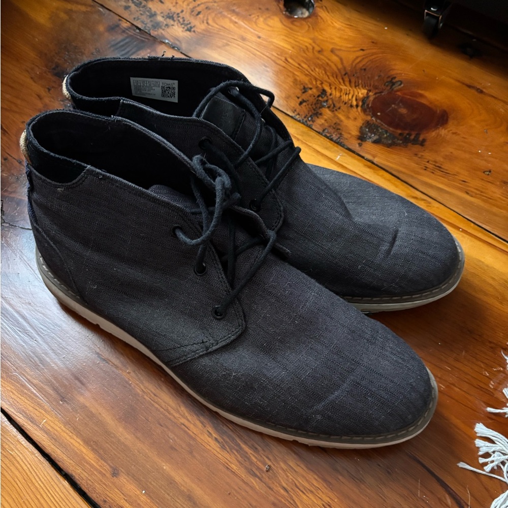 Toms Men's Dark Gray Chukka Boots